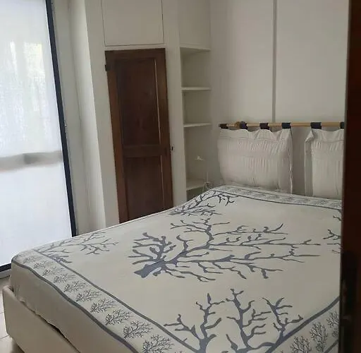 La Casa Di Teri A アパート キアーヴァリ